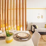 شقة Cocoon Center - Rue D'antibes - 200m Plage- Clim - Wifi - Unique