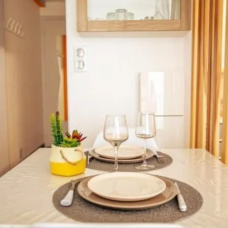 Appartamento Cocoon Center - Rue D'antibes - 200m Plage- Clim - Wifi - Unique