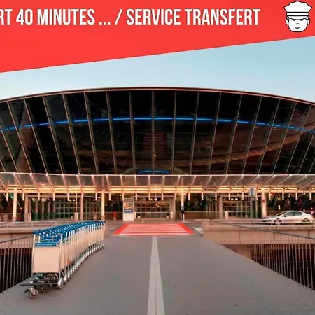 Cocoon Center - Rue D'antibes - 200m Plage- Clim - Wifi - Unique شقة *