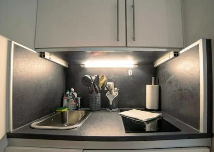 Cocoon Center - Rue D'antibes - 200m Plage- Clim - Wifi - Unique 칸느