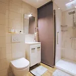 Cocoon Center - Rue D'antibes - 200m Plage- Clim - Wifi - Unique * Cannes