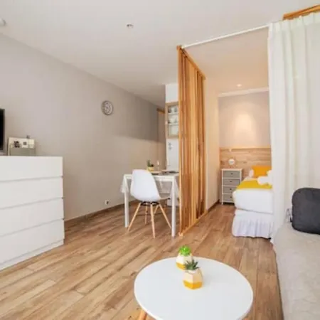 Cocoon Center - Rue D'antibes - 200m Plage- Clim - Wifi - Unique *
